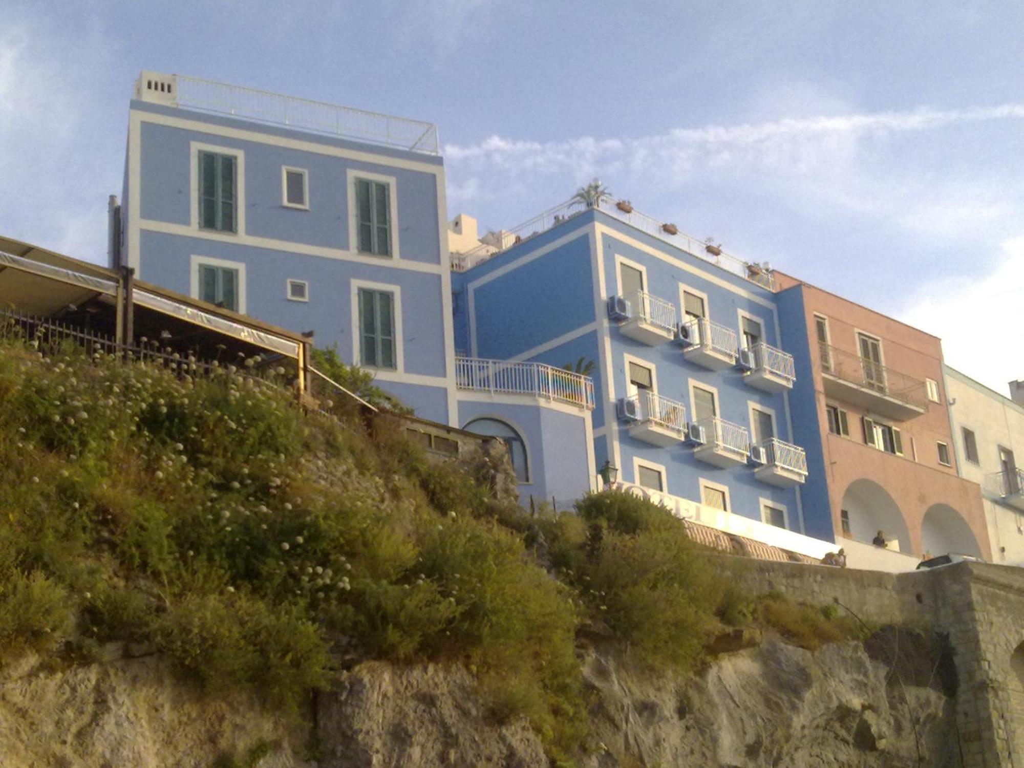 Hotel La Baia Ponza Ngoại thất bức ảnh